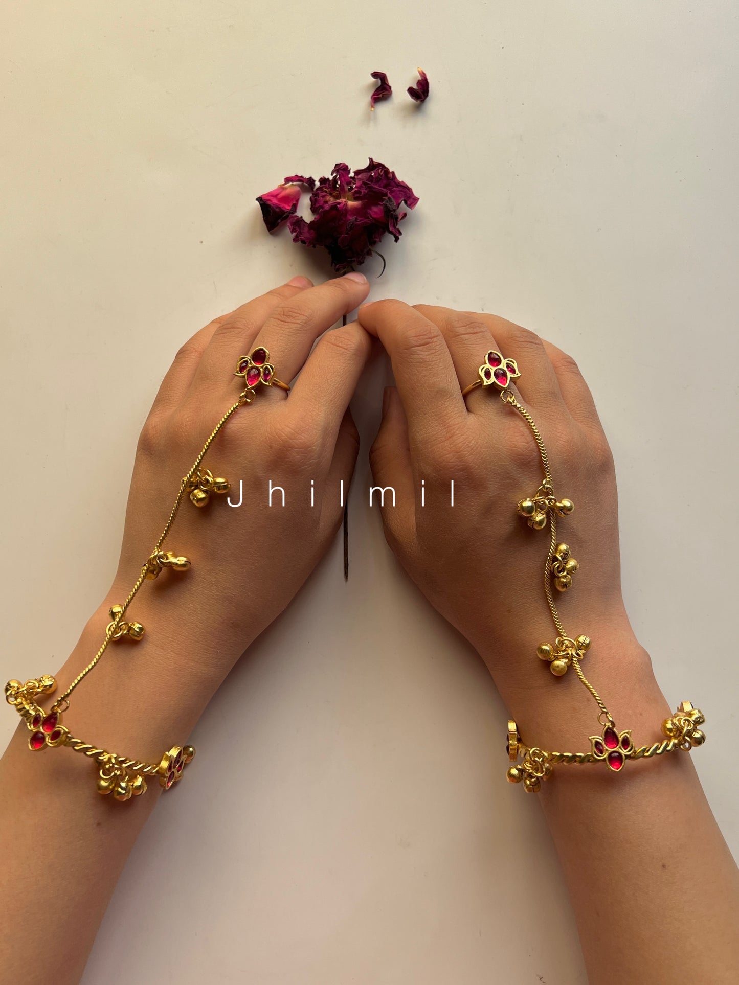 Jhanjar Kashmiri Hathphool