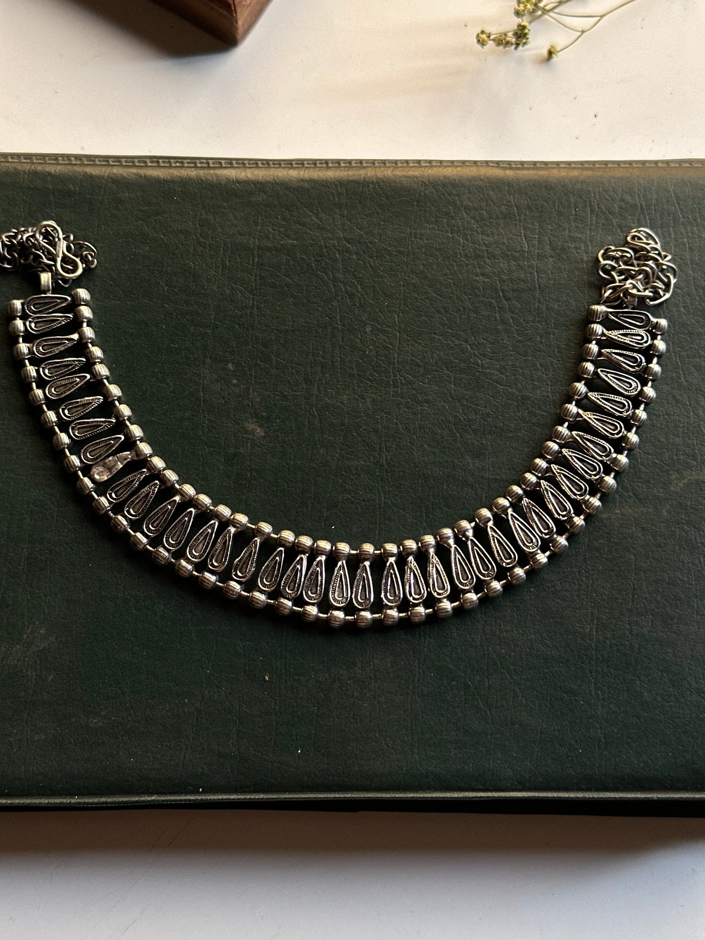 Silver Choker Design 11