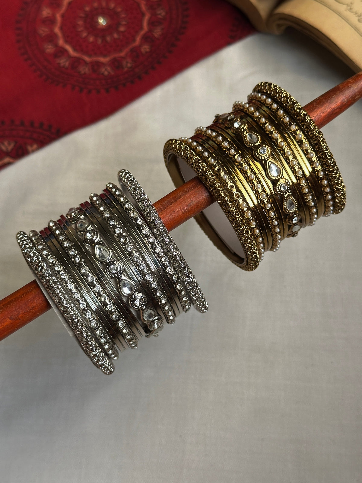 Zari Bangles Set