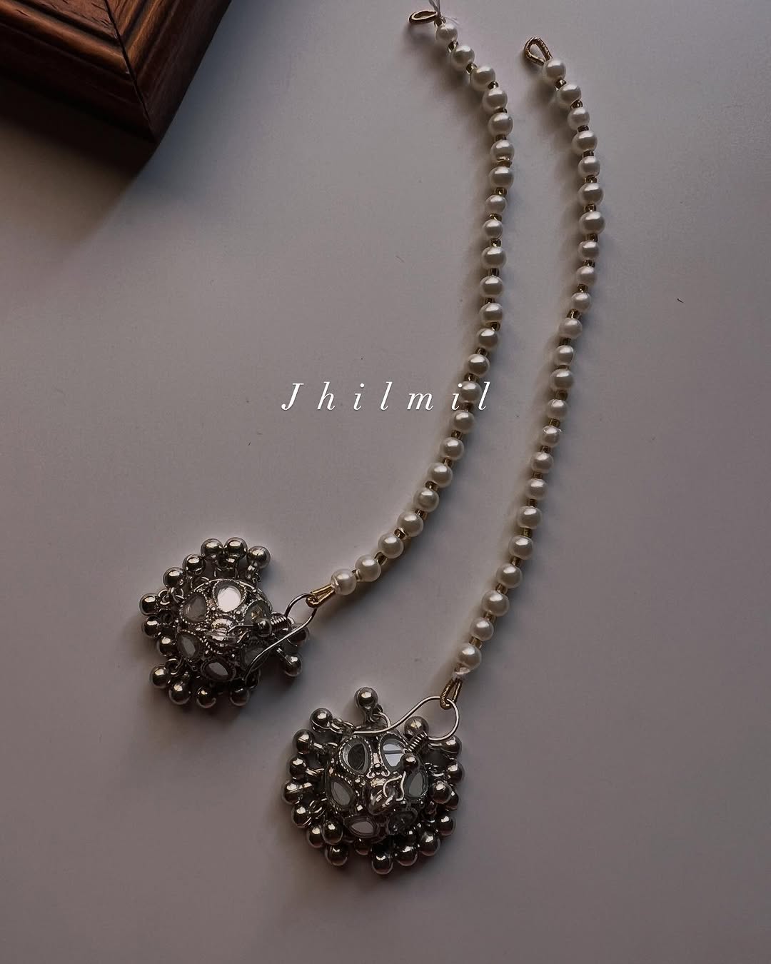 Sheesh Sahara Jhumki