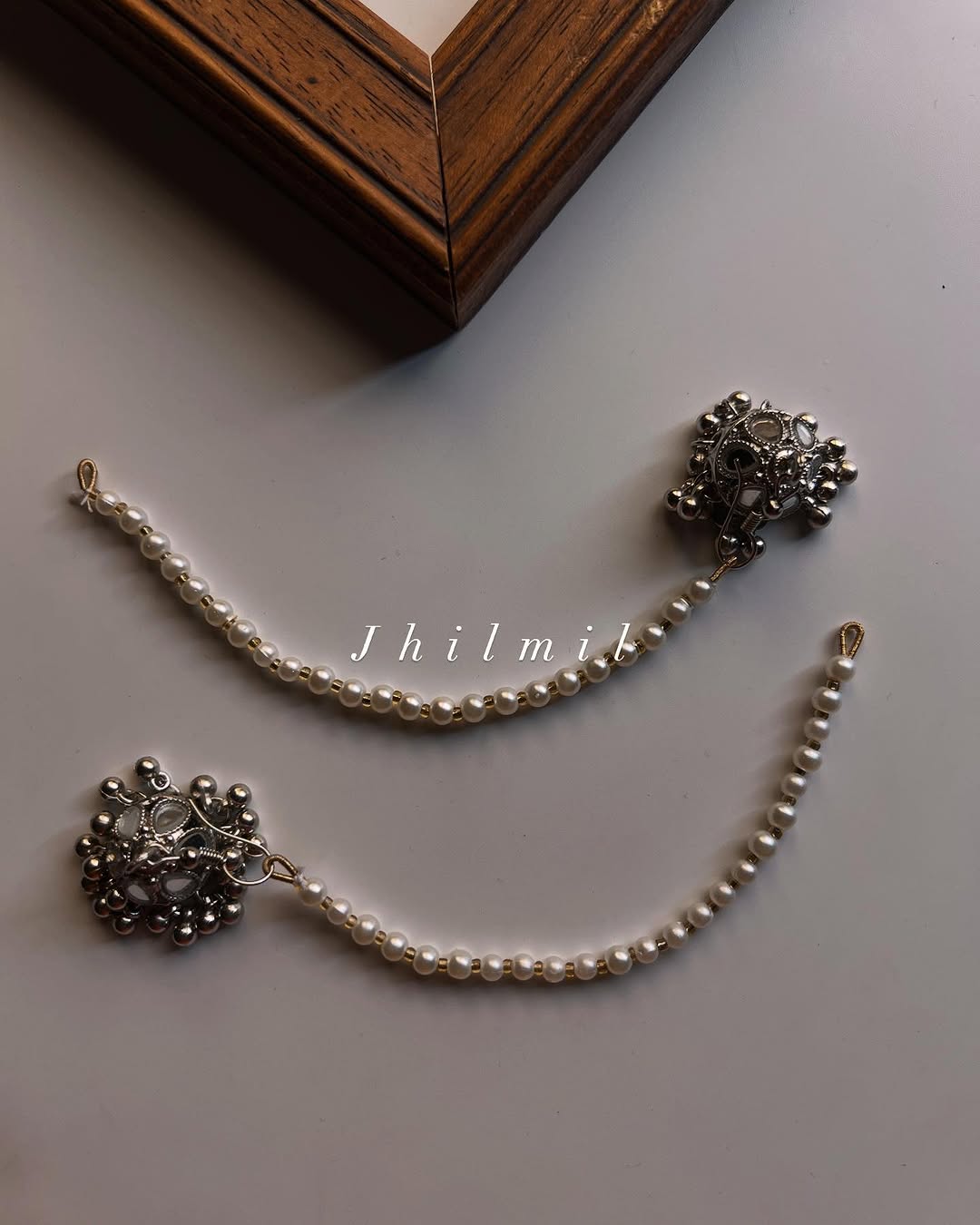 Sheesh Sahara Jhumki