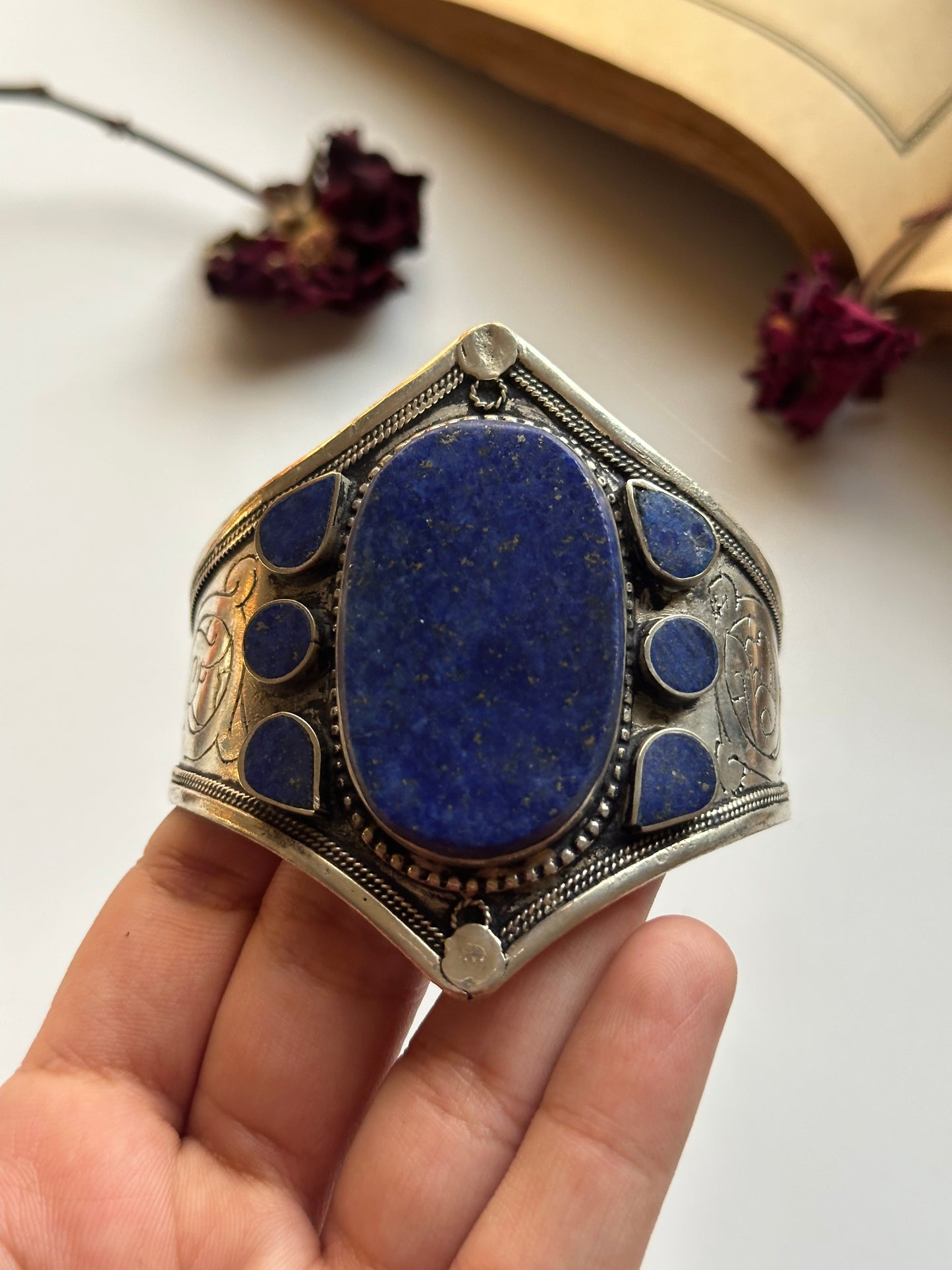 Vintage Metal Handcuff - 9