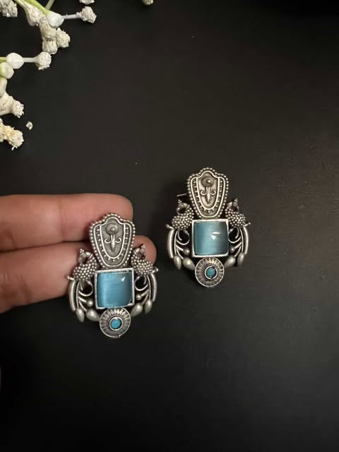 Nigar Ear candy