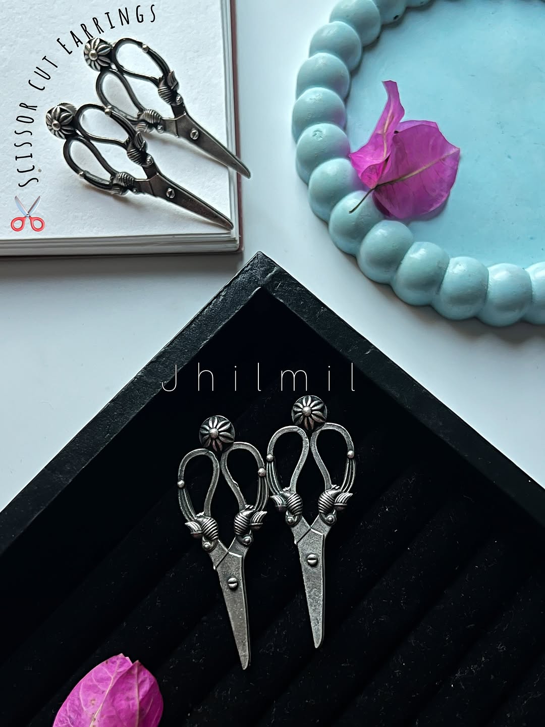 Scissor cut earrings