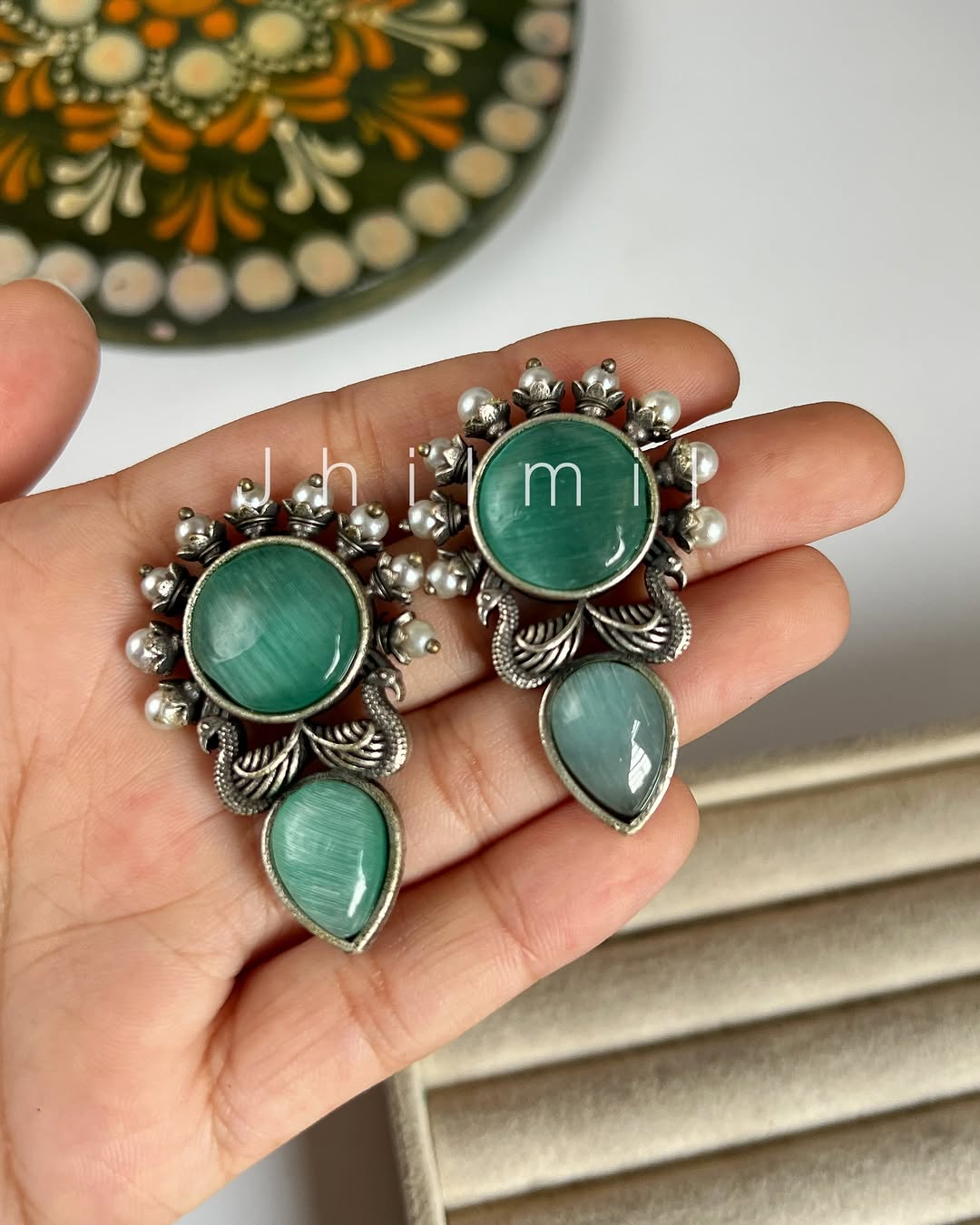 Mor Bahar Ear candy