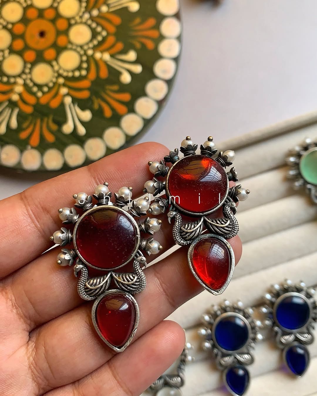 Mor Bahar Ear candy