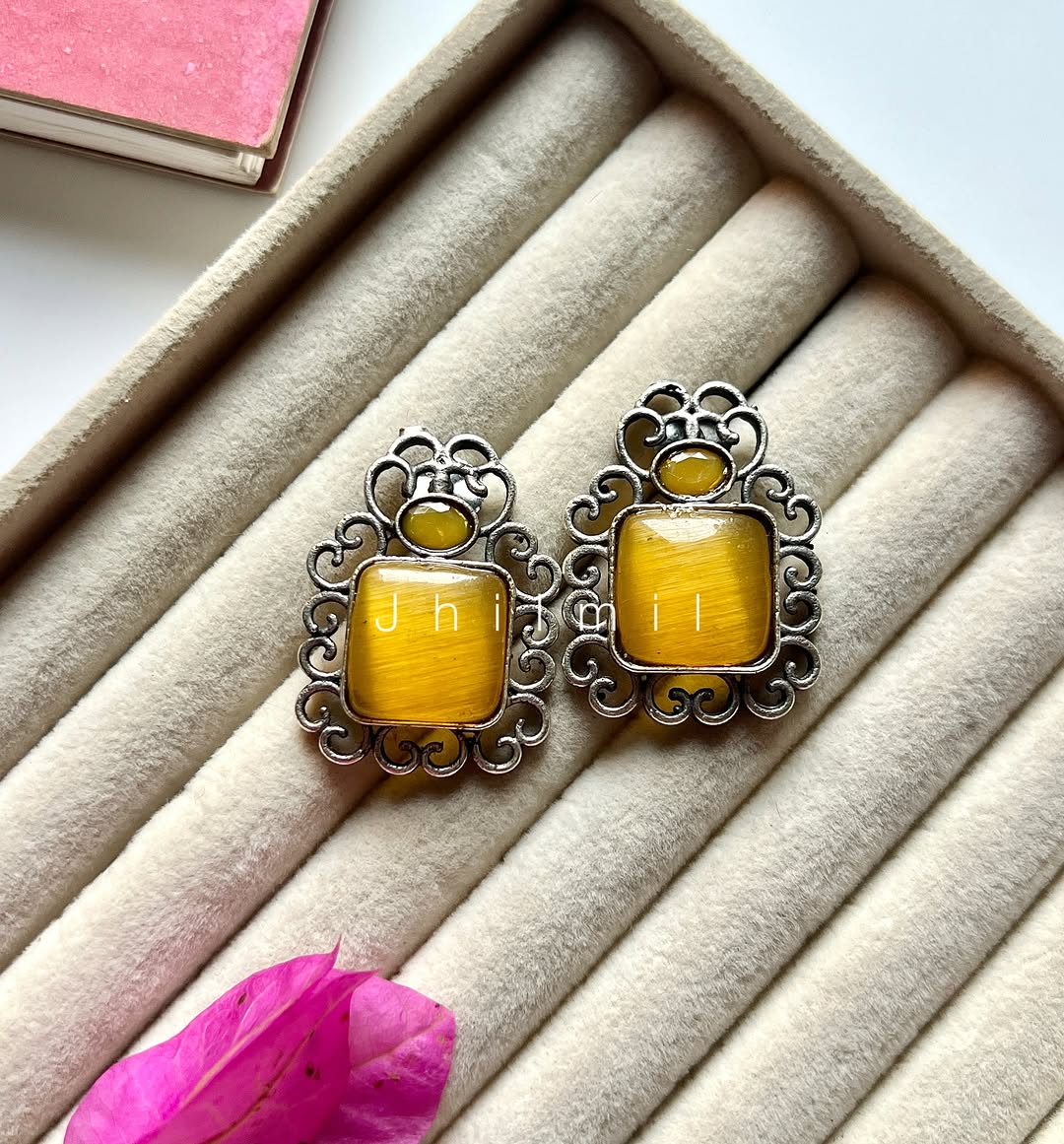 Bloom candy studs