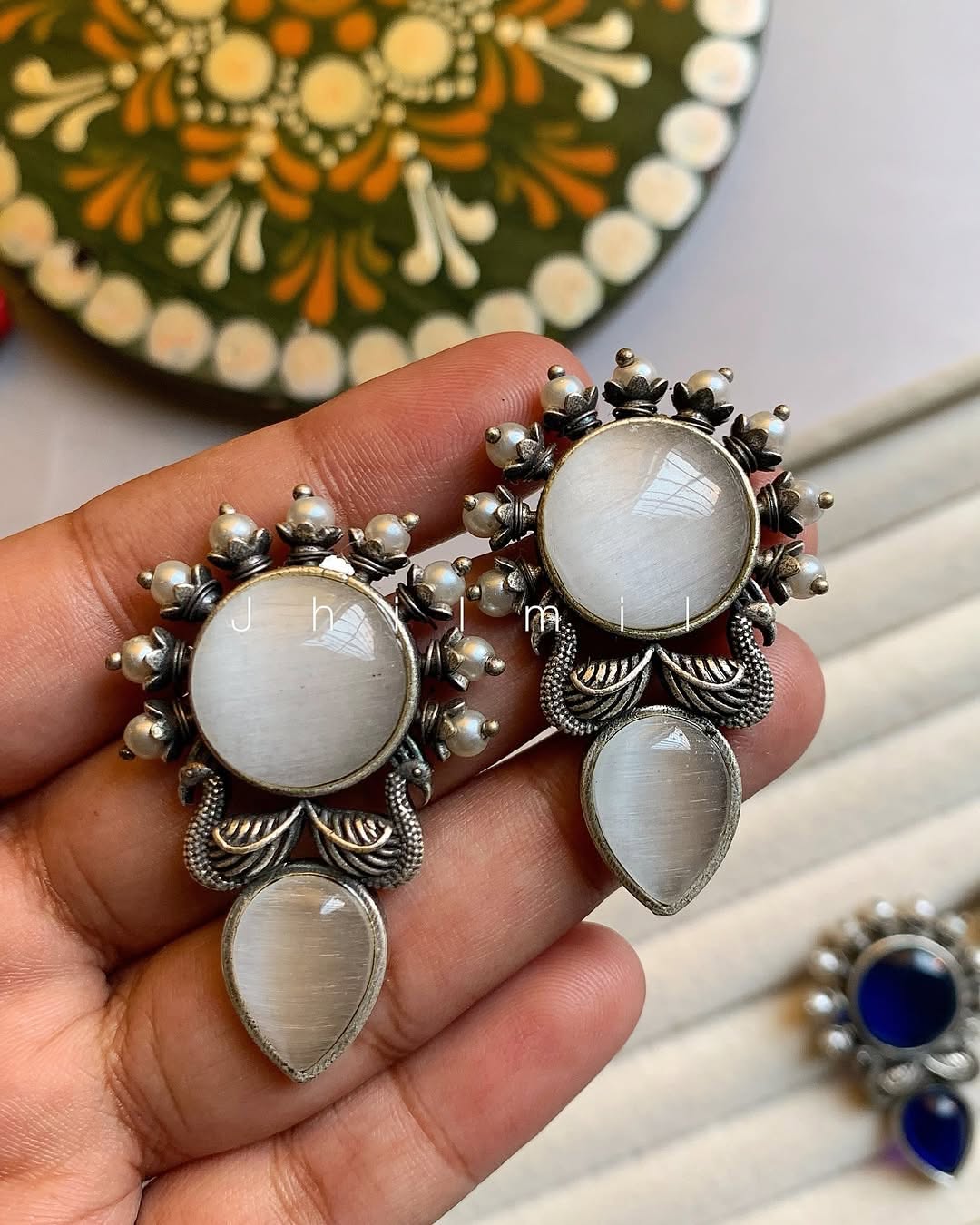 Mor Bahar Ear candy