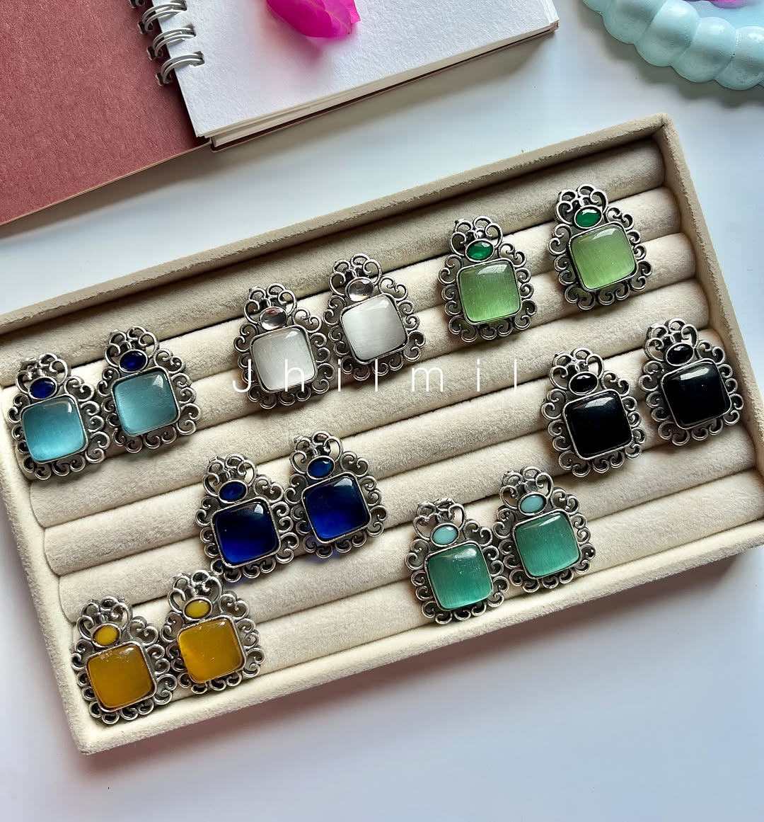 Bloom candy studs