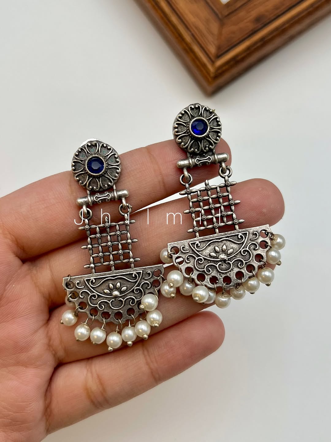 Jaal Pankhi Drop Earrings
