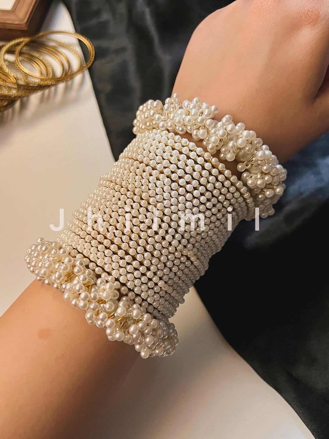 Gajra Moti Bangles Set