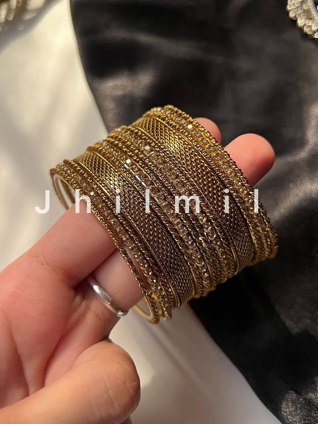 Jahaan Bangles set