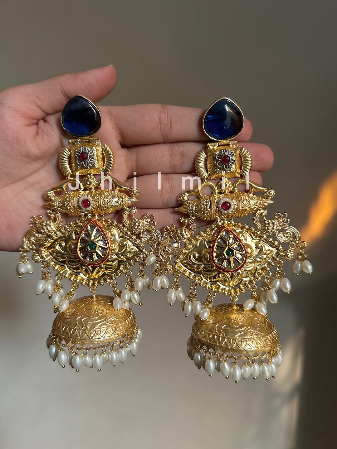 Mehbooba Jhumka