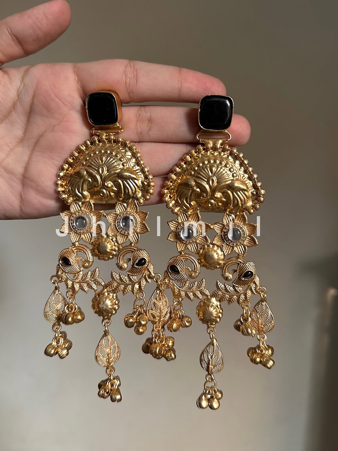 Neelum Earrings