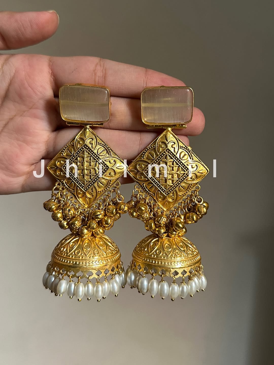 Basanti Jhumka - Rectangle Design