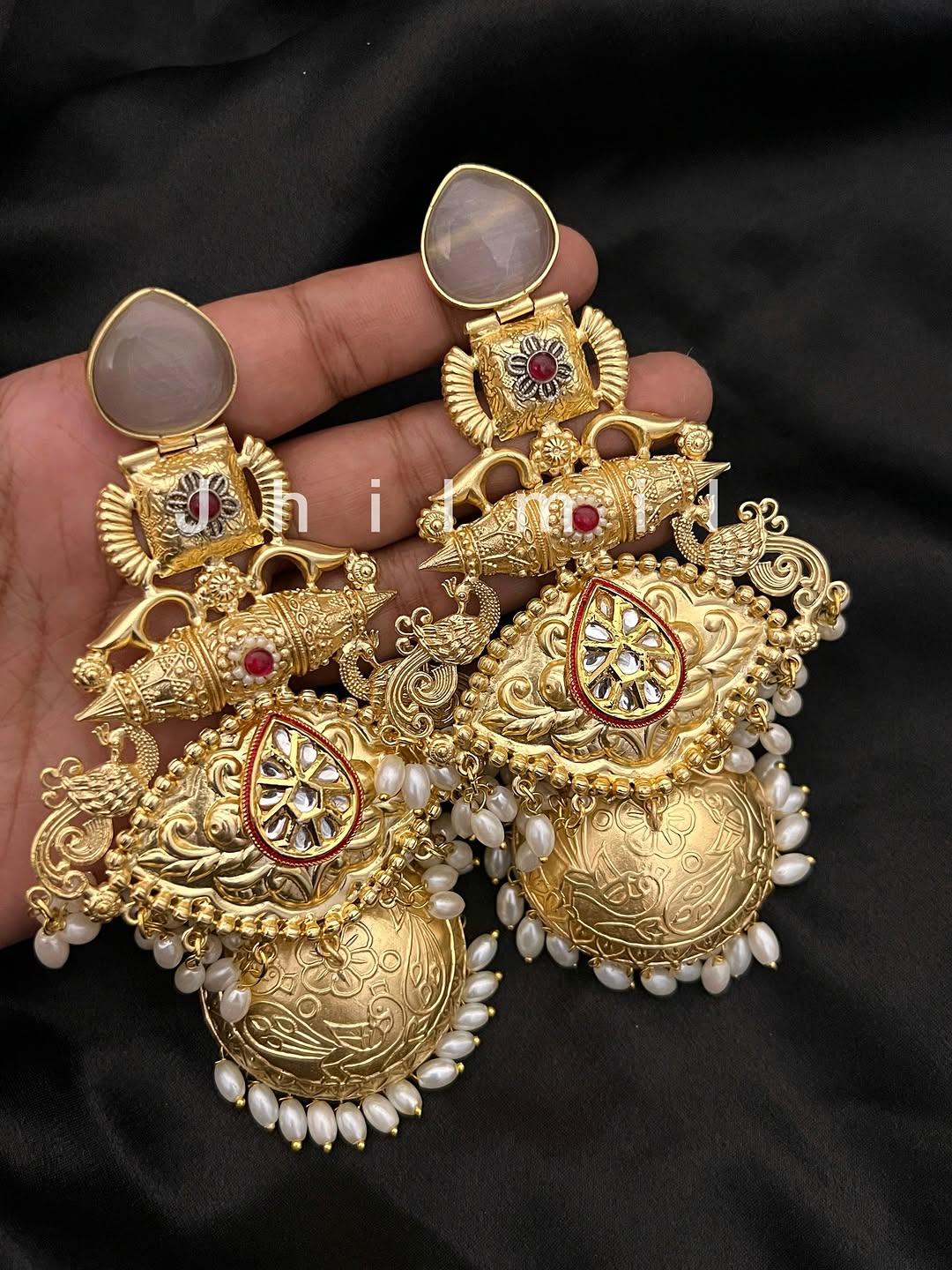 Mehbooba Jhumka