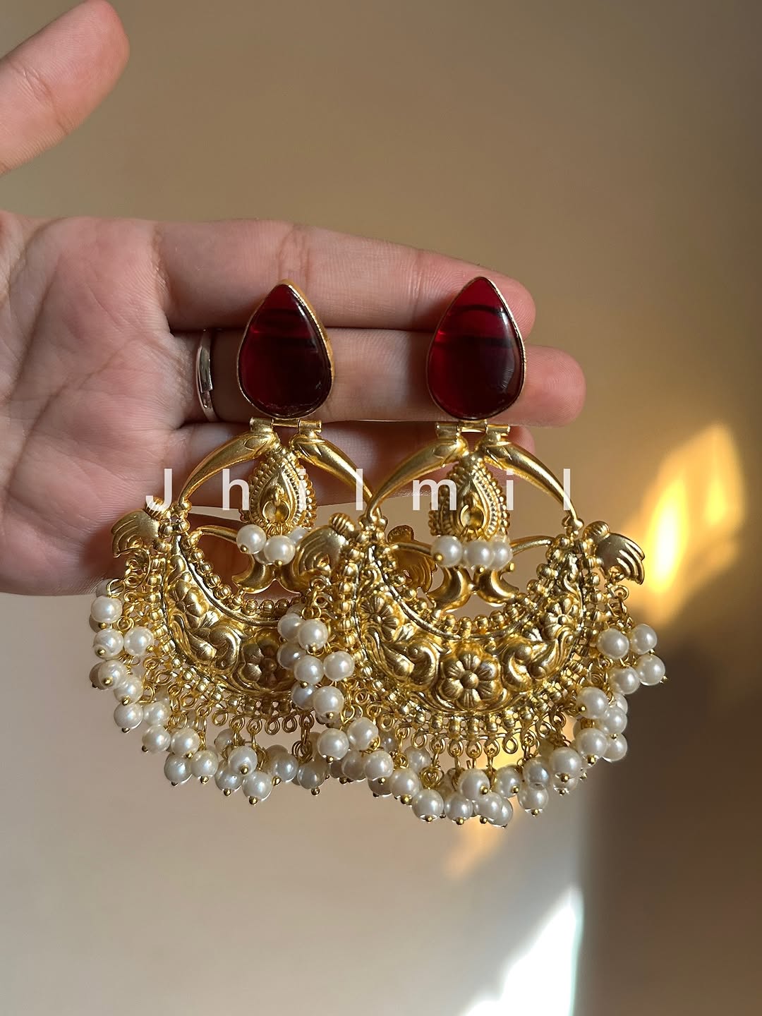 Mahrosh Chandbali