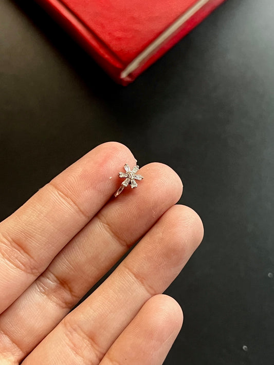 Silver Flower Nosepin 1