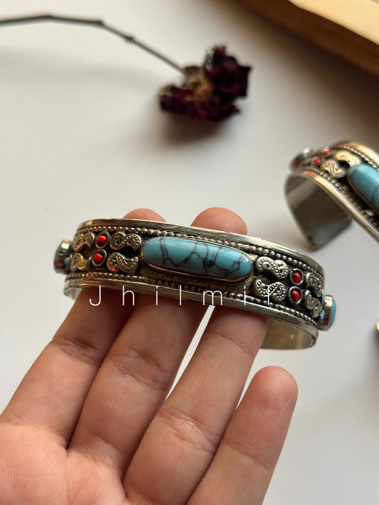 Vintage Metal Handcuff - 5