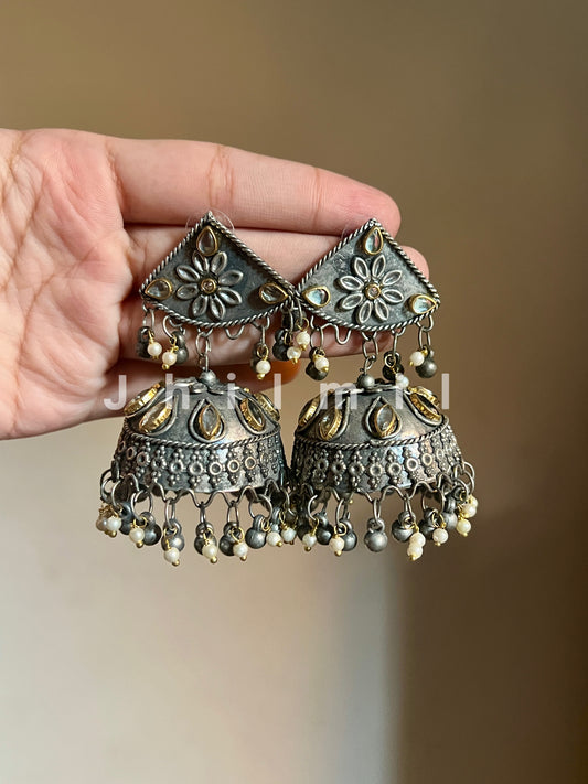 Tikon jhumka design 1