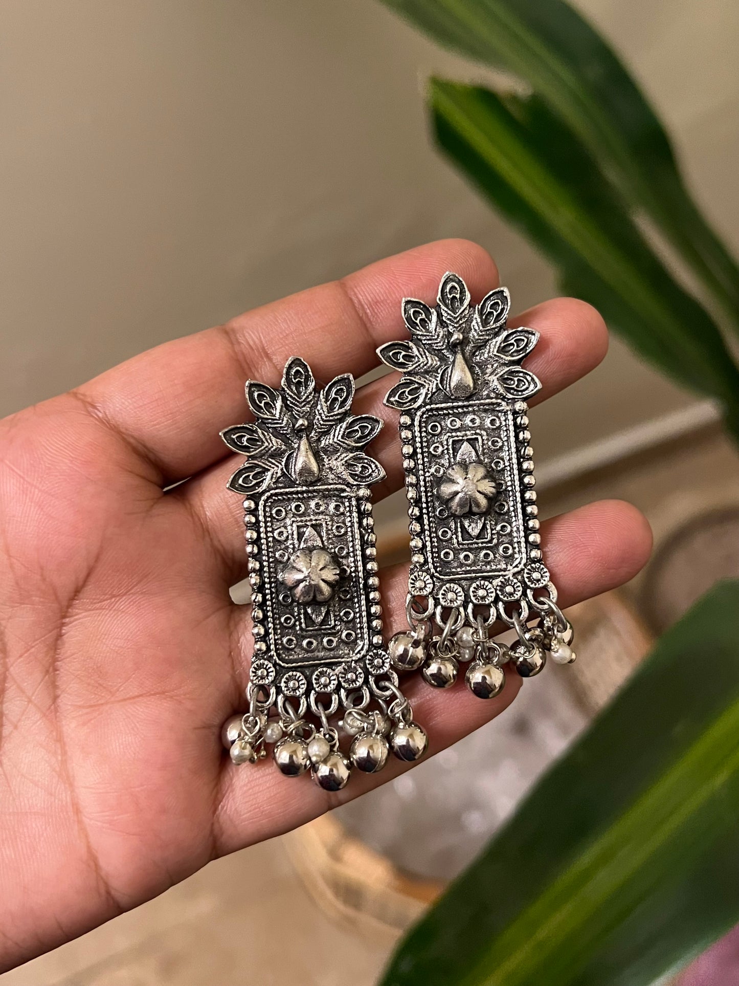 Oxidized Mor earrings