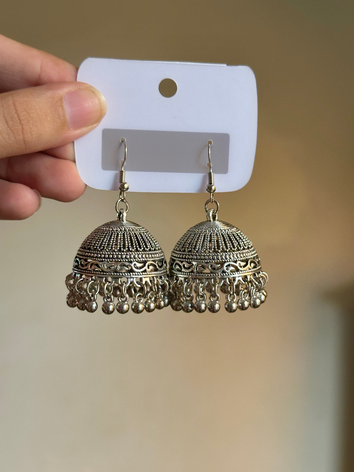 Zohra Jhumki