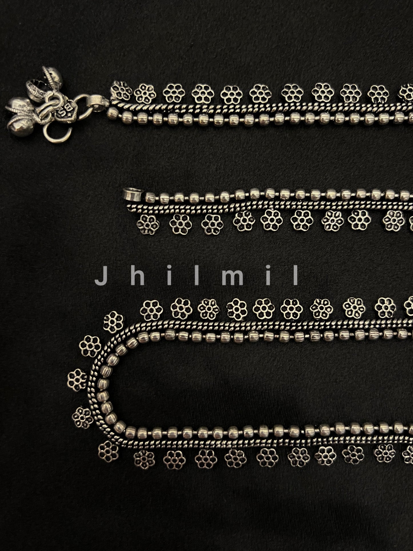 Gulzar Anklet
