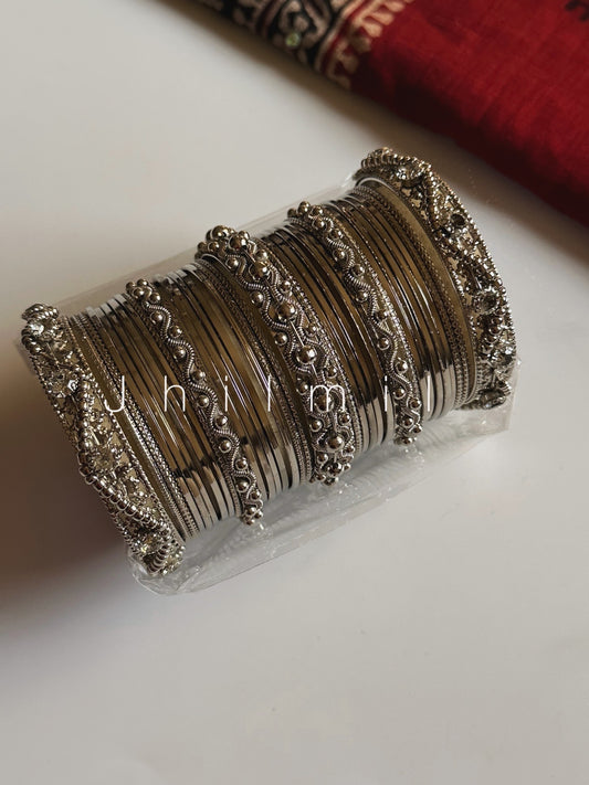 Aangan Bangles Set
