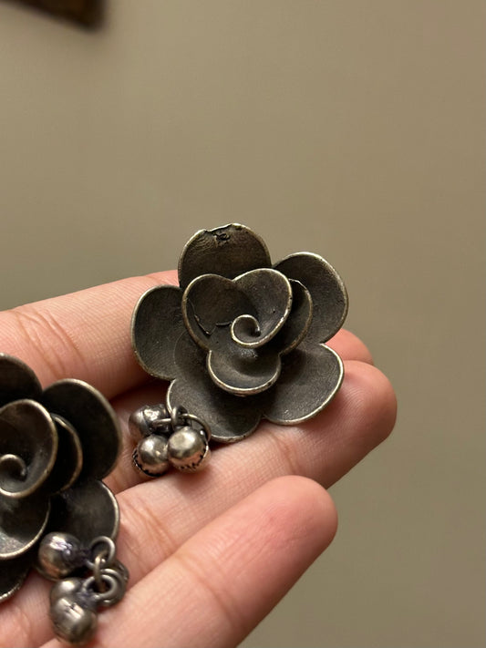 Vintage Floral Studs(Defected)