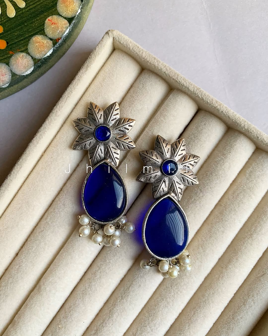 Flower stone drop Ear candy