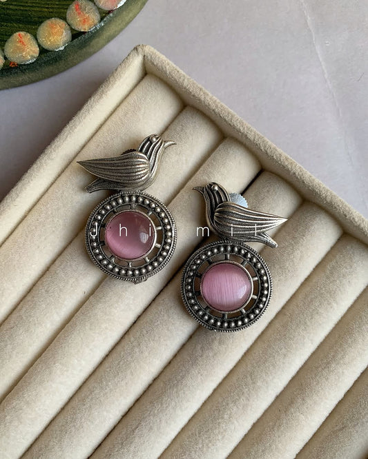 Bird Motif Circled Ear candy