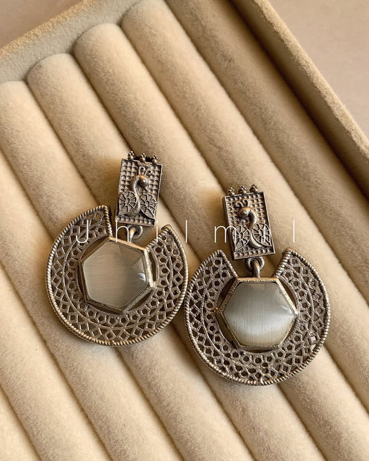 Hexagon Mor Carved ear Candy