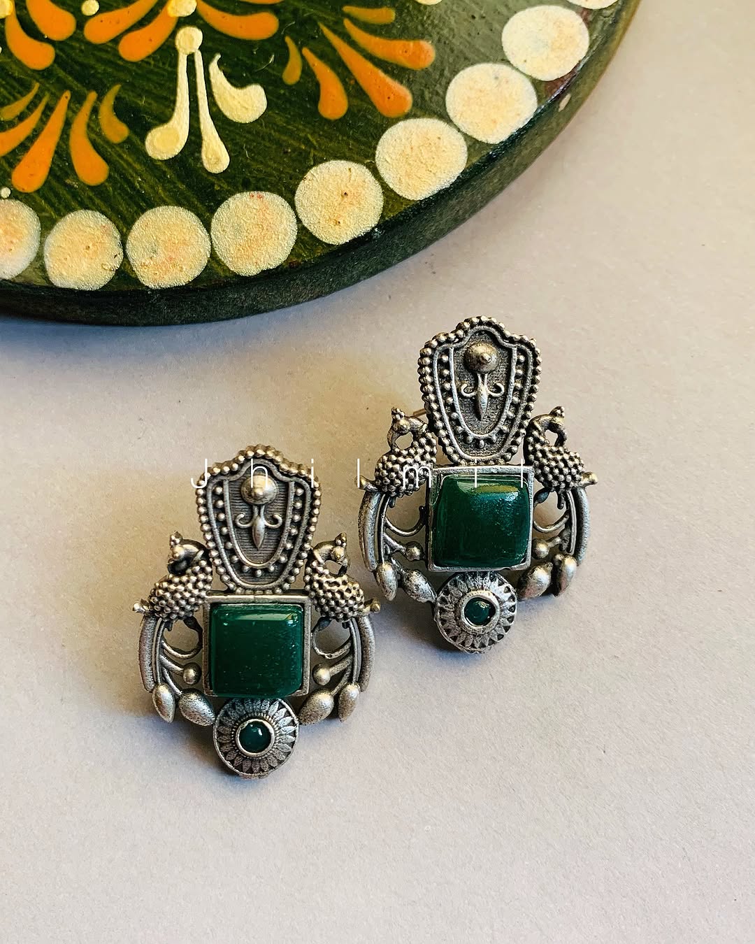 Nigar Ear candy