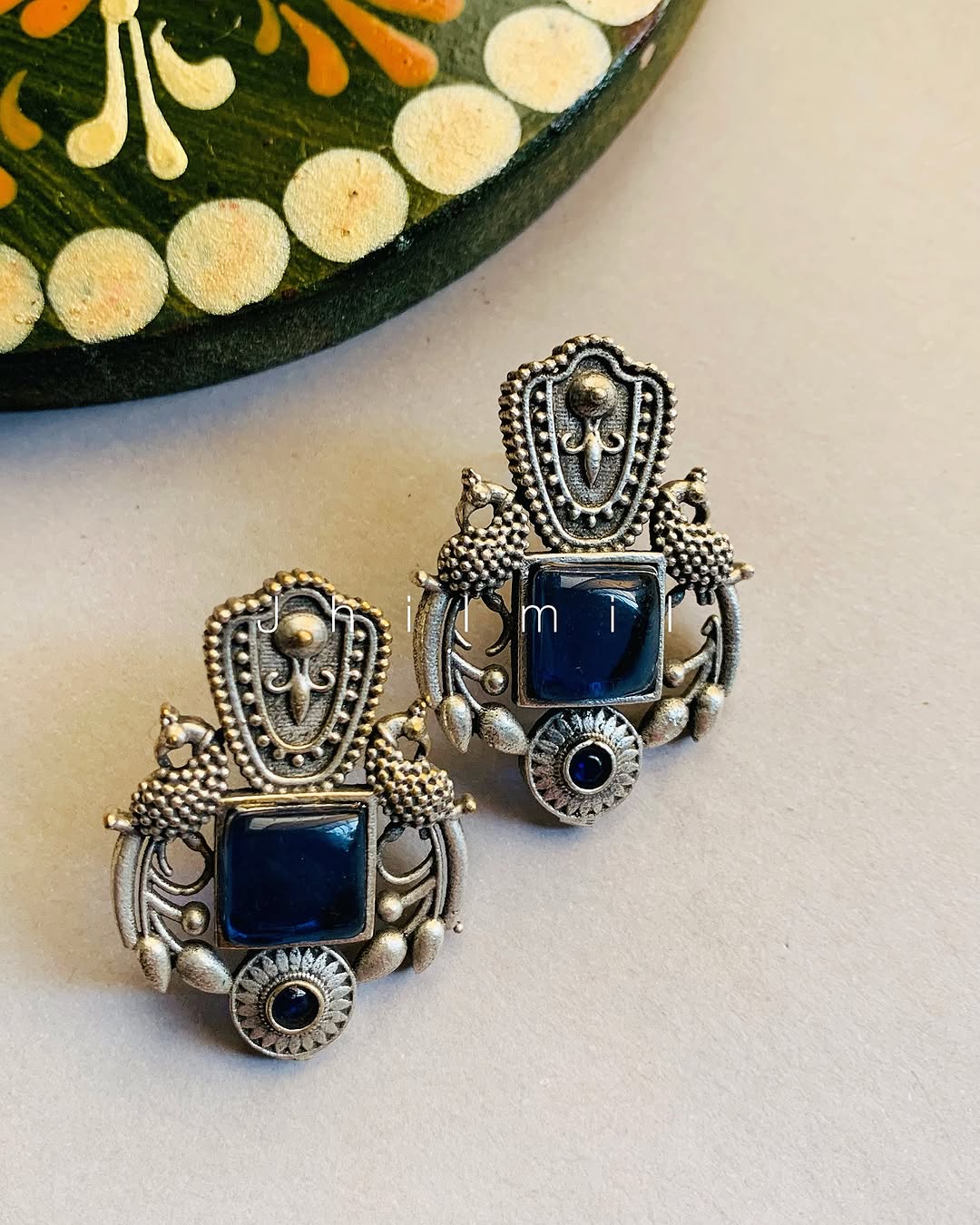 Nigar Ear candy