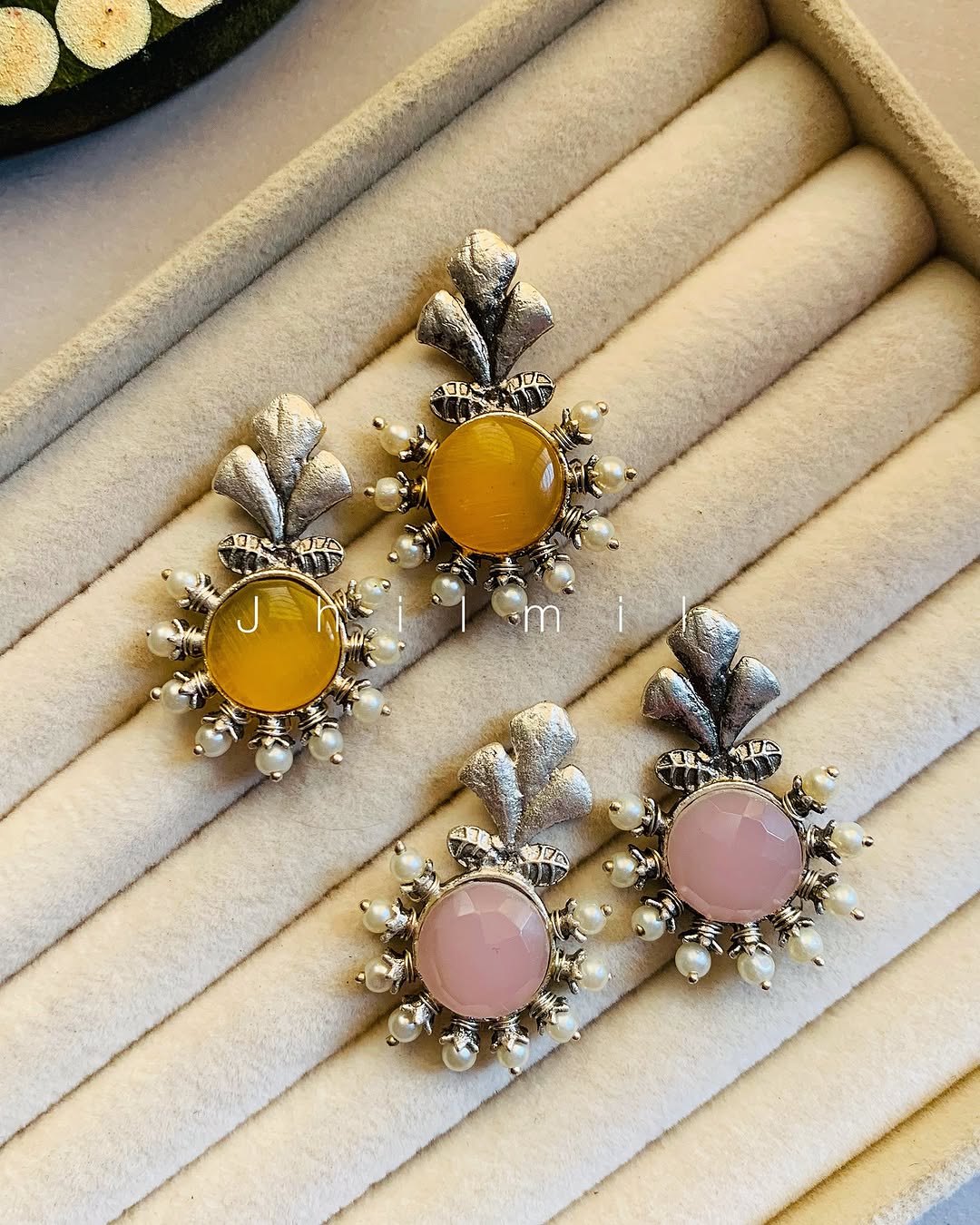 Chandani Ear candy