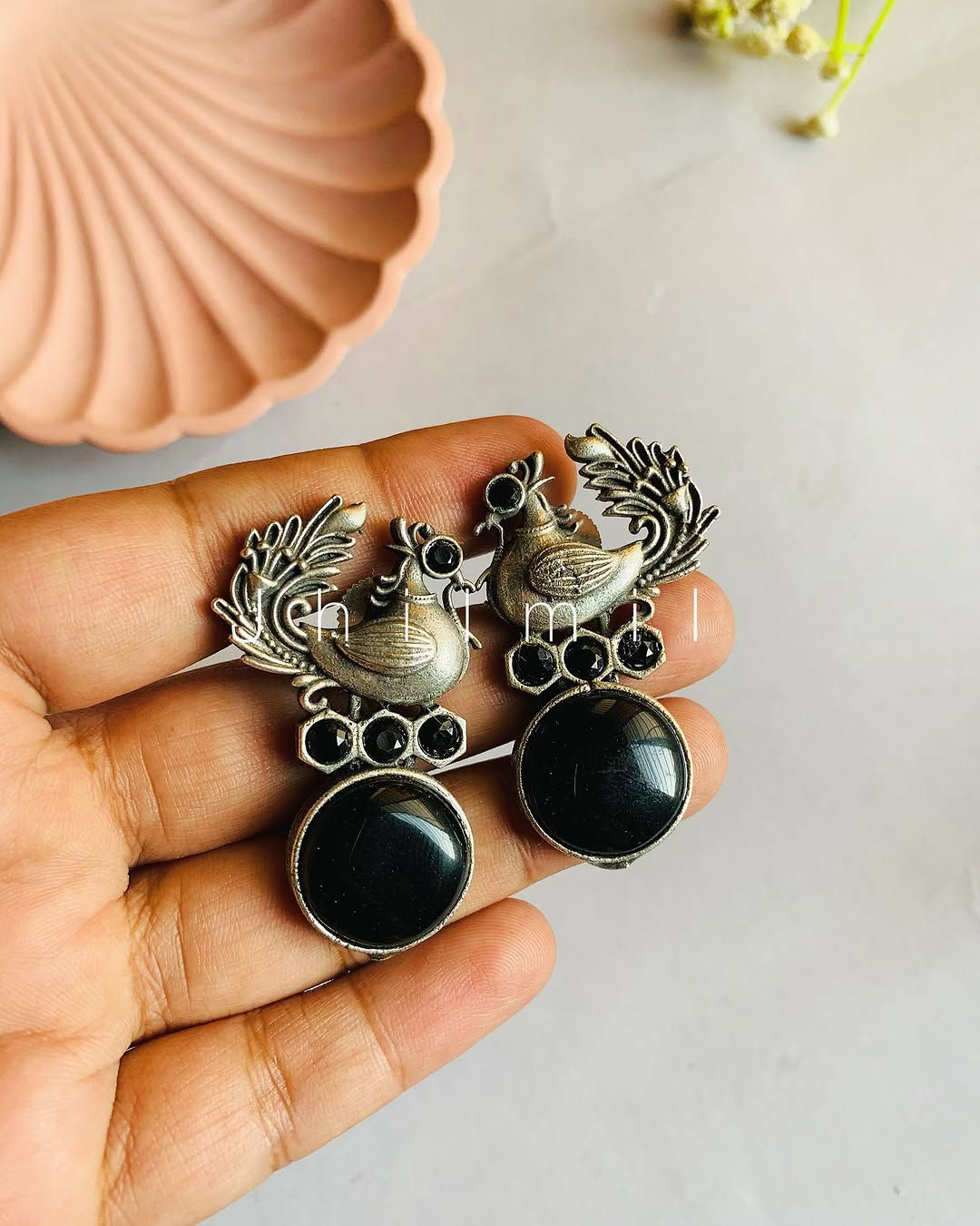 Morni Stone Drop ear candy