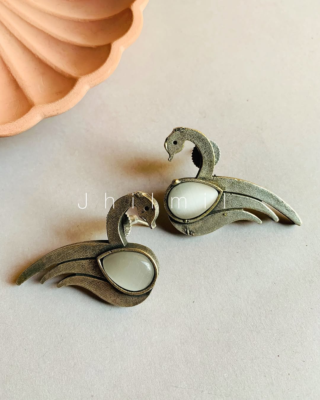 Swan Studded Ear candy