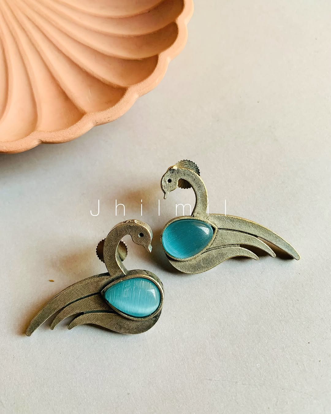 Swan Studded Ear candy