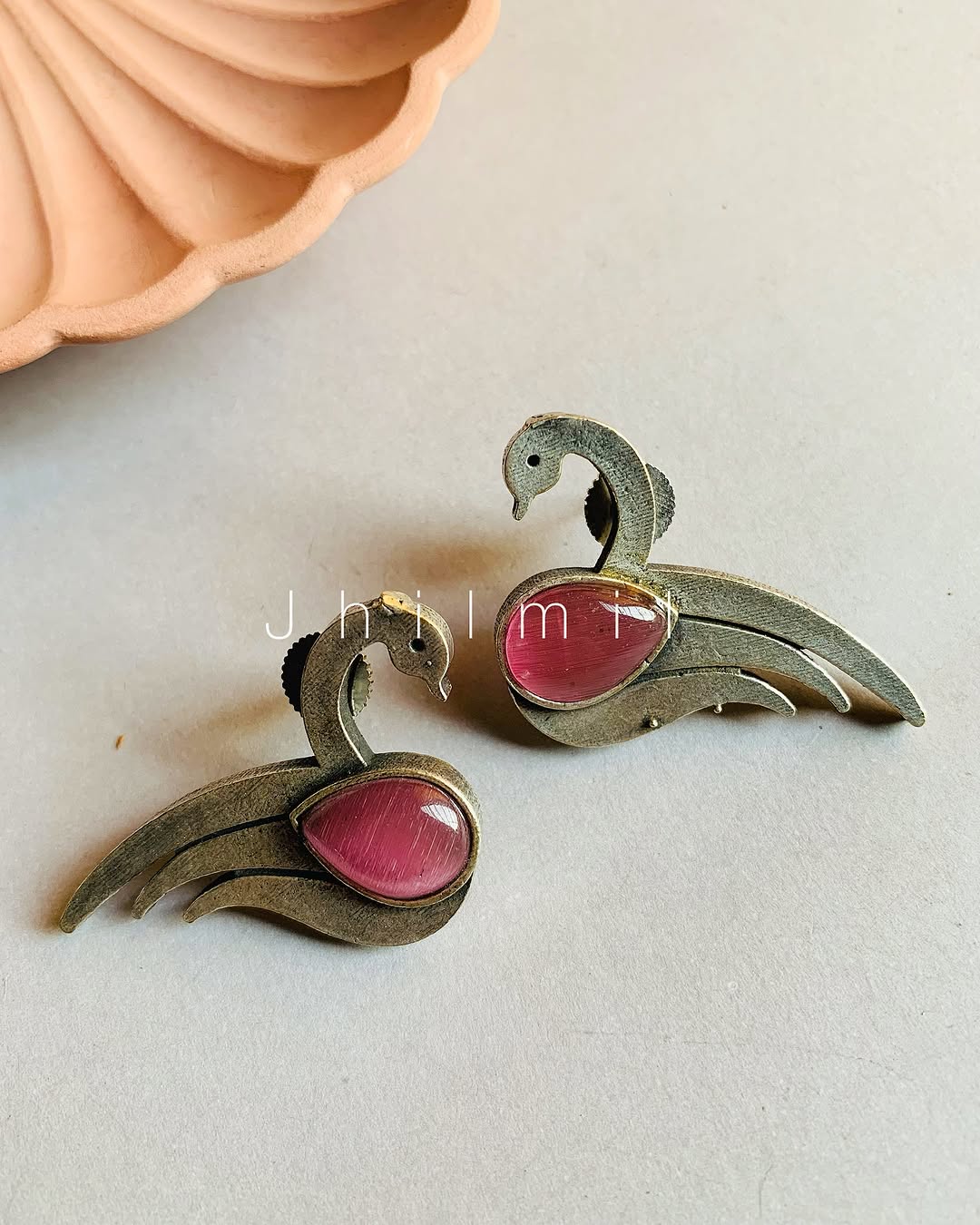 Swan Studded Ear candy