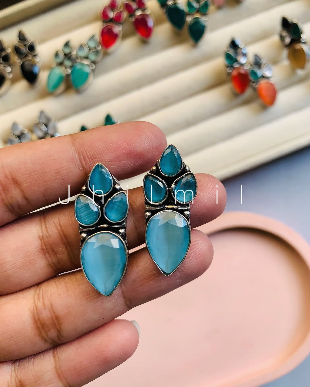 Mini Petal Ear candy