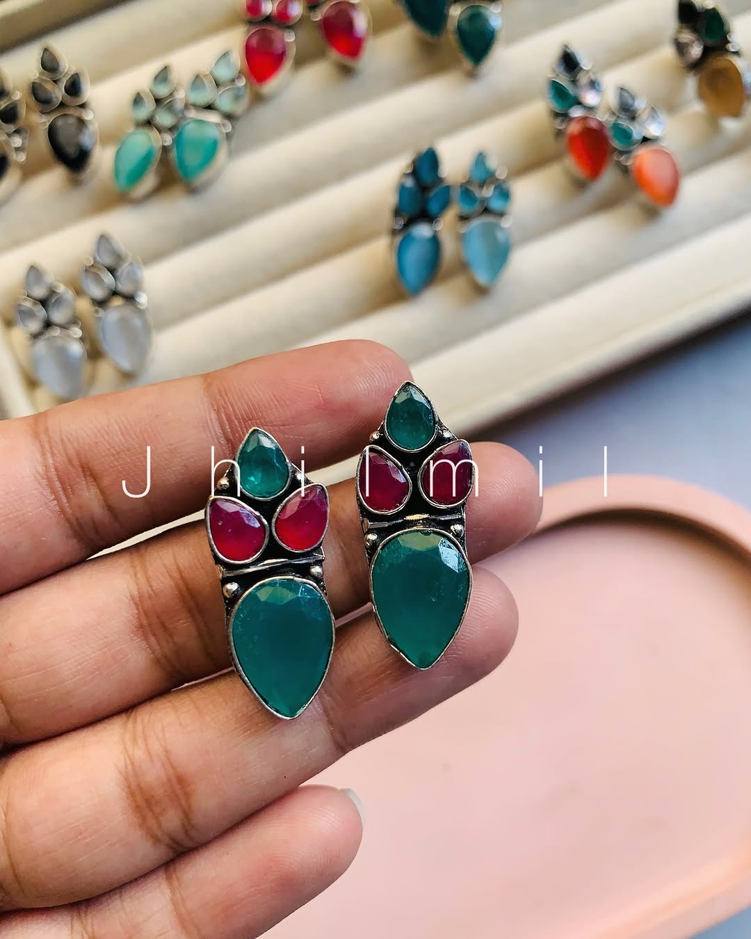 Mini Petal Ear candy
