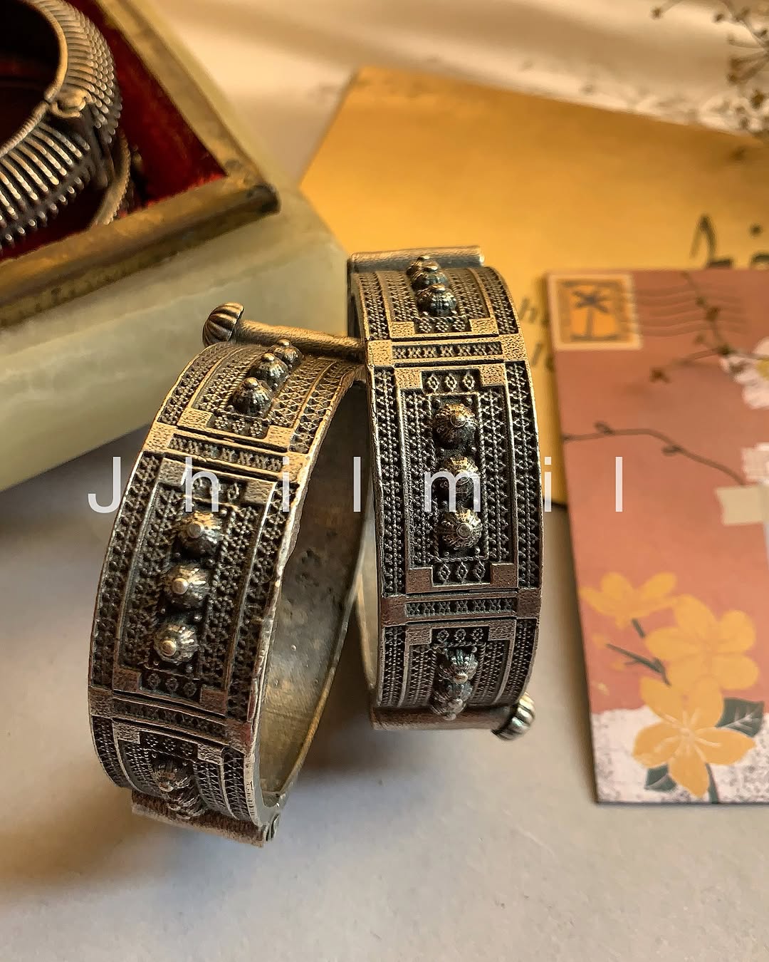 Indian Naqshi kara