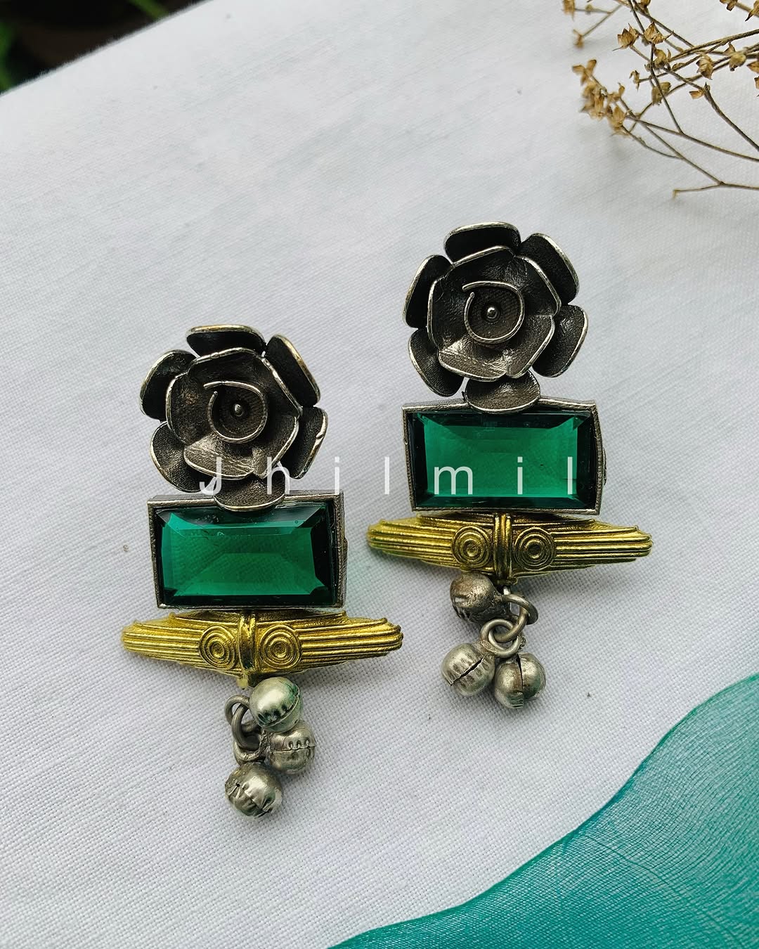 Dual tone floral oxidized earrings