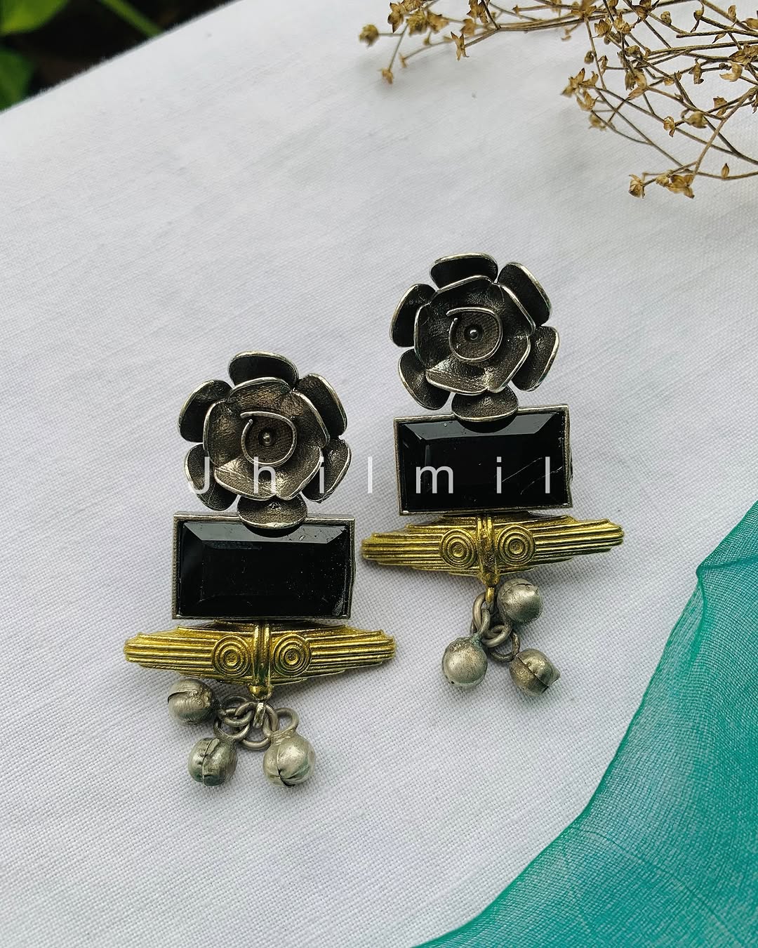 Dual tone floral oxidized earrings