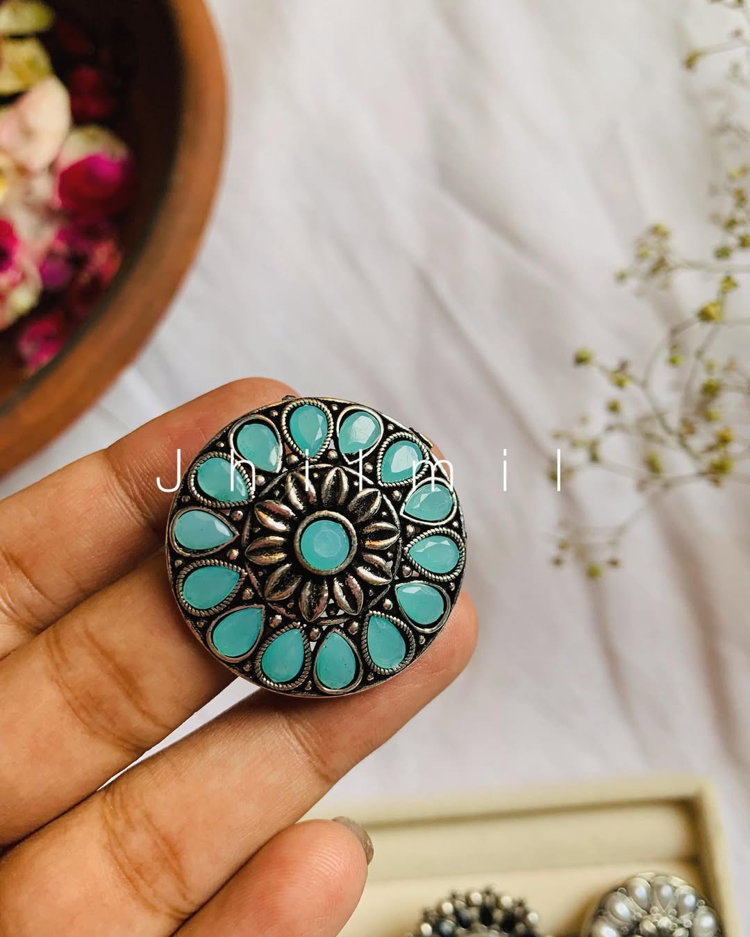 Phool Studded ring