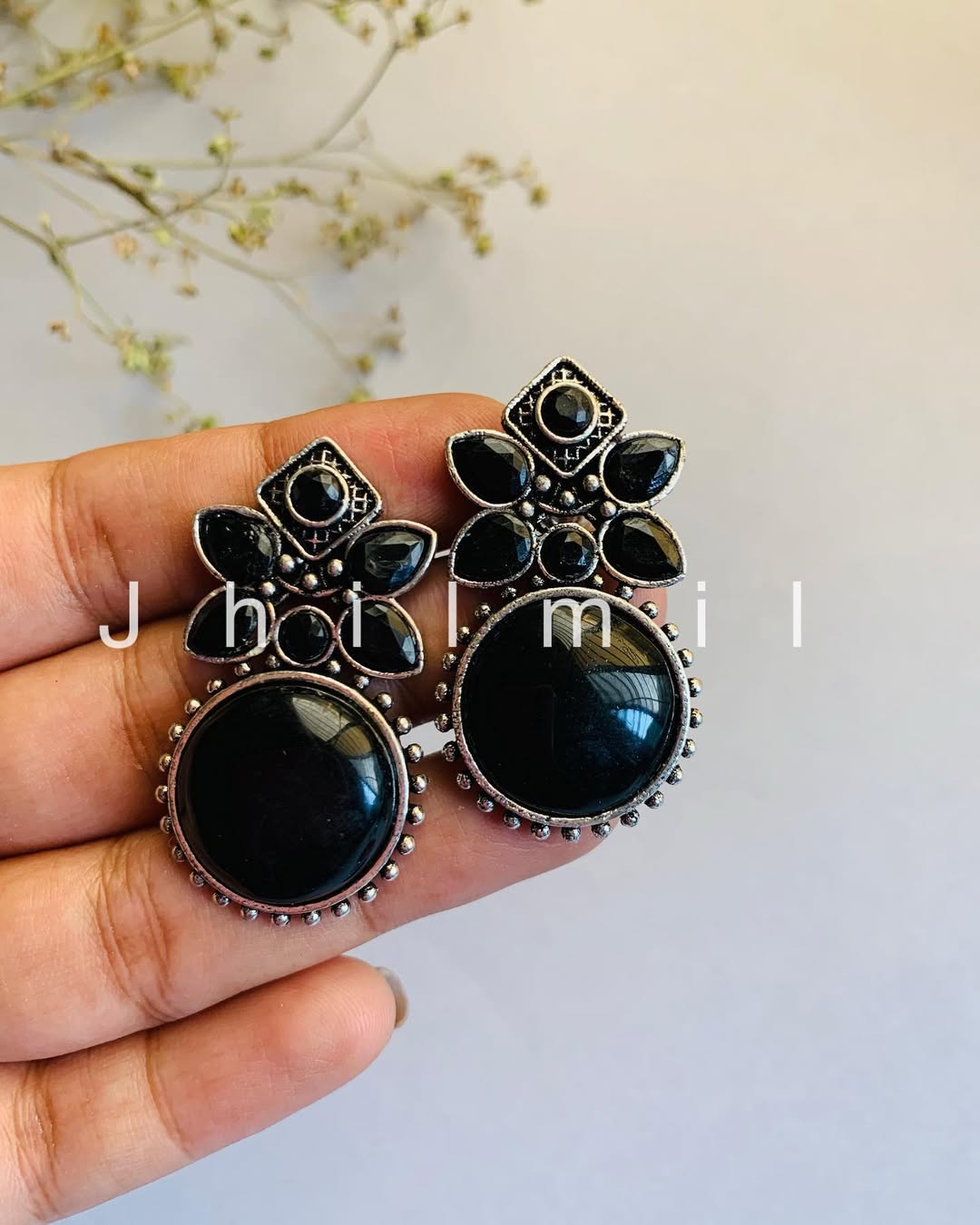 Mona Lisa Stone ear candies