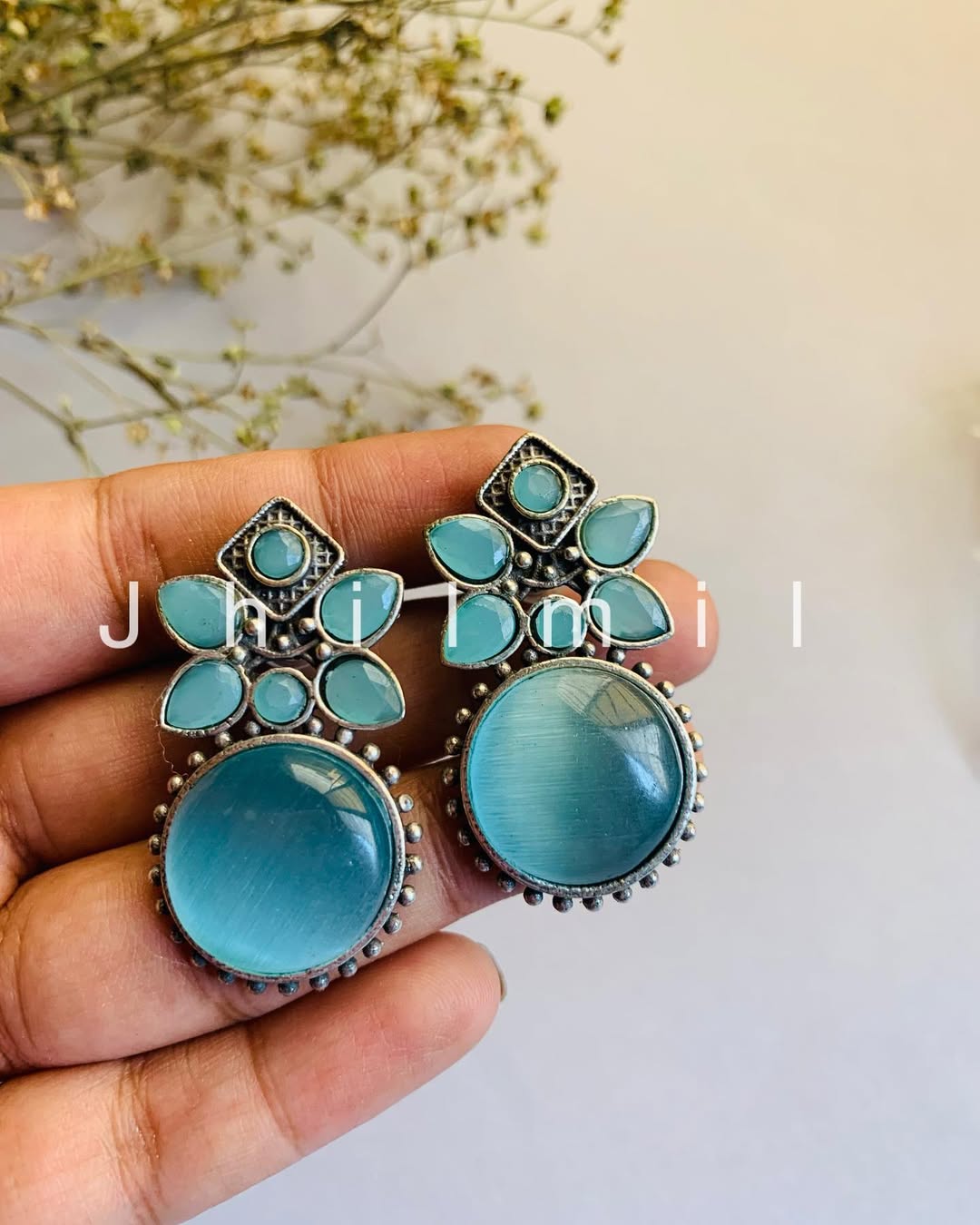 Mona Lisa Stone ear candies