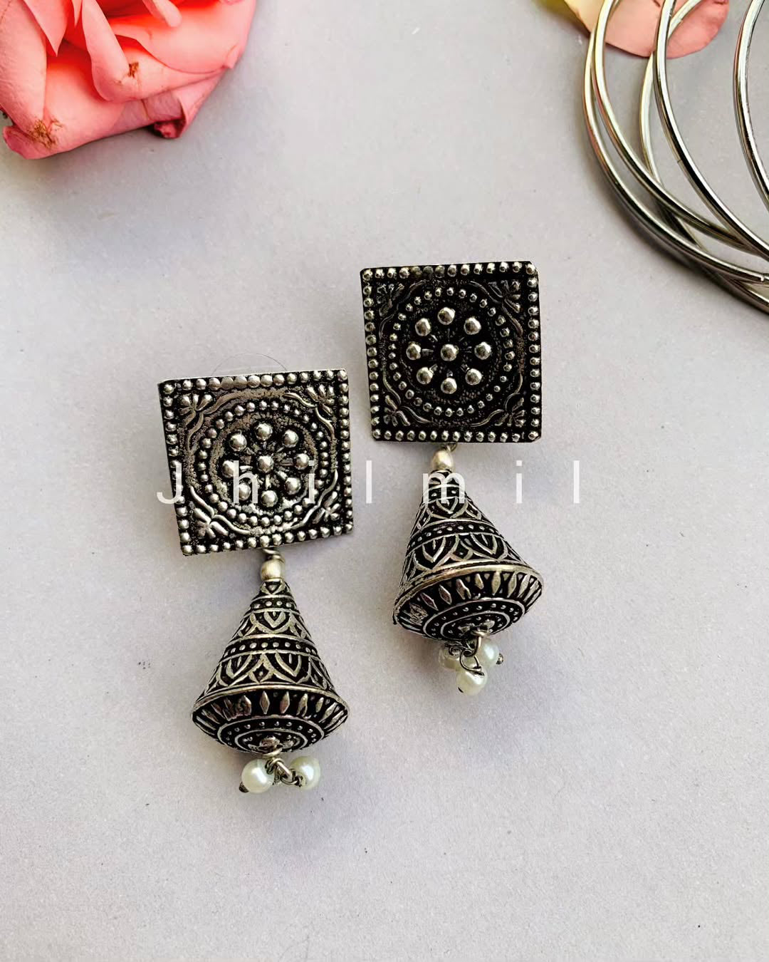 Rajhastani Carved Jhumki