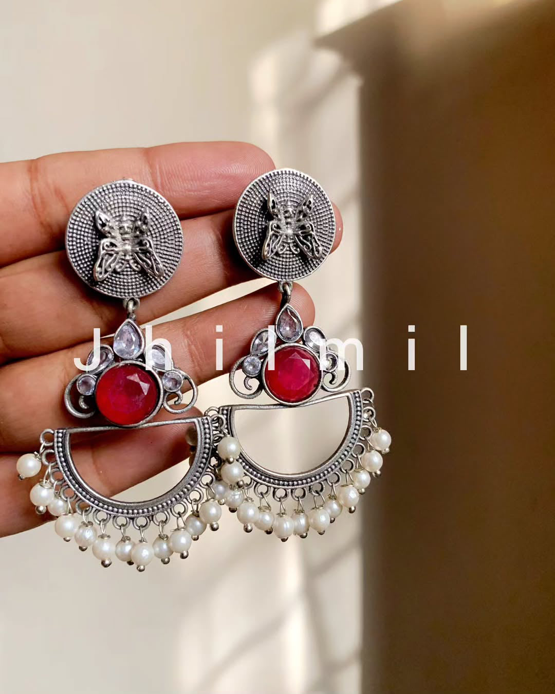 Butterfly motif stone pearl chandbali