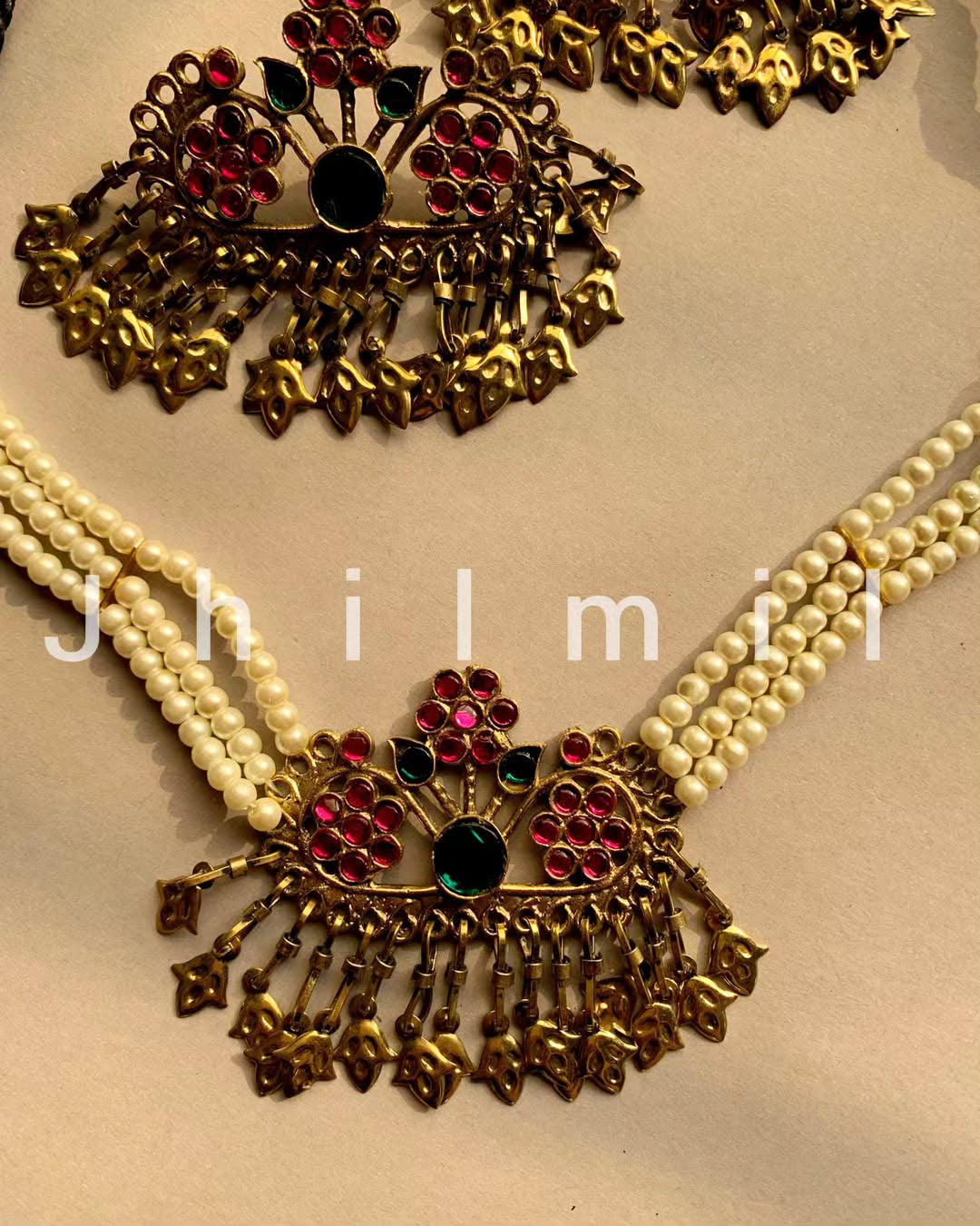 Teen phool Afghan choker set